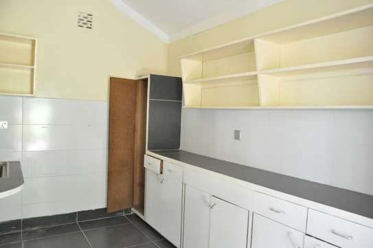4 Bed House with En Suite at Muthaiga Road image 19