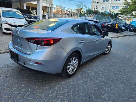 Mazda axela manual new image 5