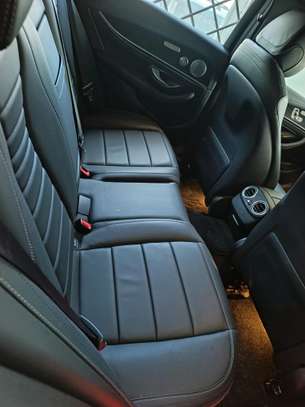 Mercedes Benz E250 image 7