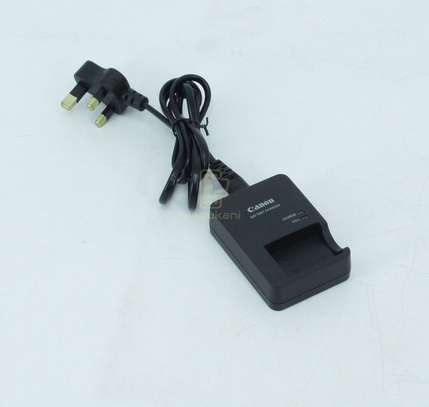Canon CB-2LHT Battery Charger image 1