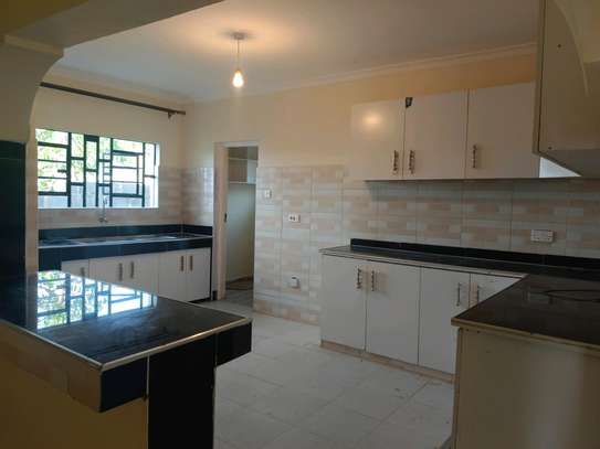 3 bedrooms flat roof with dsq for sale in Ngong. image 7