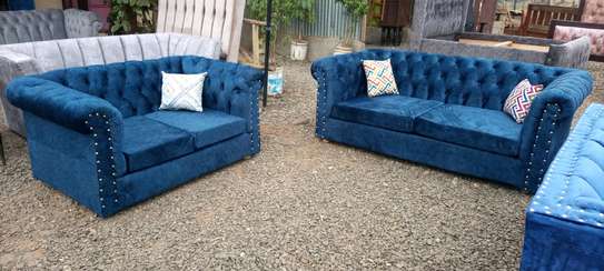 5seater chesterfield sofa with perfect finishing image 1