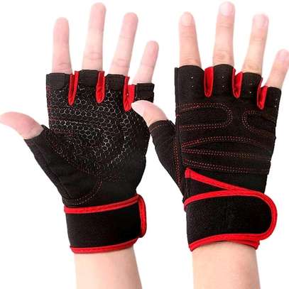 Weight lifting gloves image 1