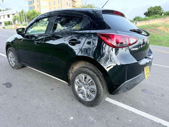 Mazda demio 2016 image 2