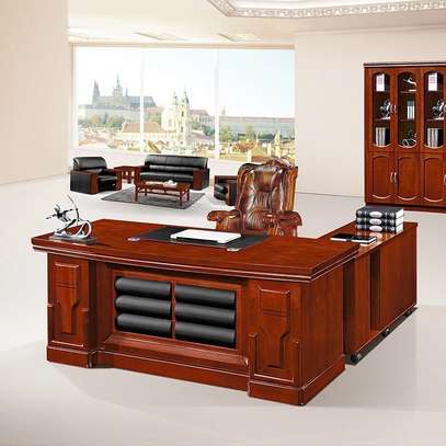 Executive Desk: 1600mm Executive Desk image 3