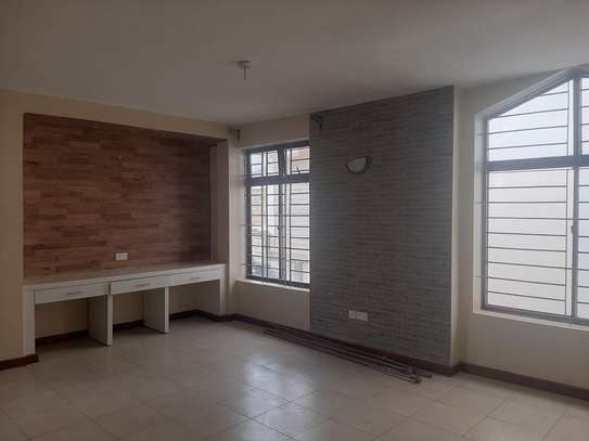 Serviced 2 Bed Apartment with Parking at Trans View Avenue image 2