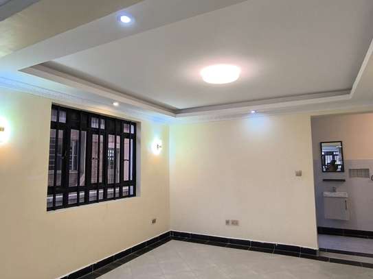 7 Bed Townhouse with En Suite at Kenyatta Road image 9