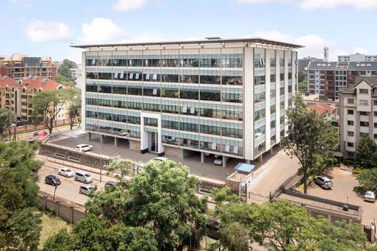 9,114 ft² Office with Parking in Kilimani image 3