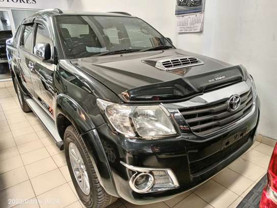 Toyota Hilux double cabin image 10
