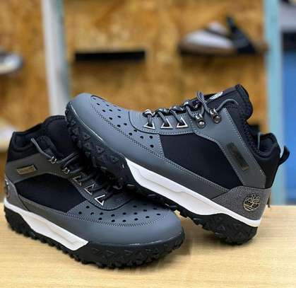 TIMBERLAND BOOTS image 1