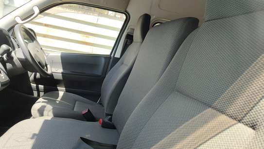 Toyota Hiace 9L Automatic Diesel 2018 image 4