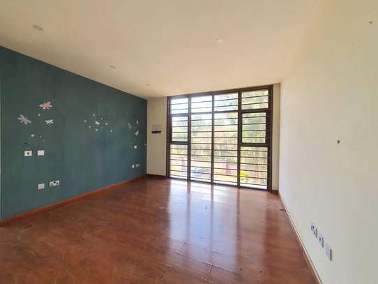 4 Bed House with En Suite at Kitisuru image 11