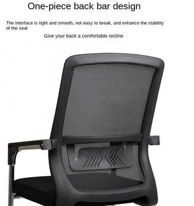 Office Chair: Modern Waiting Guest Chair image 2