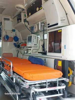 Toyota Hiace ambulance 2017 image 8