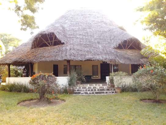 3 Bedroom Villa For Sale In Malindi image 8