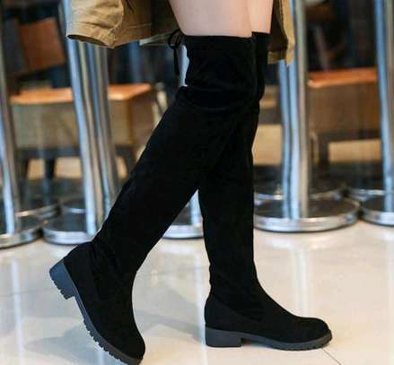 Knee boots image 1