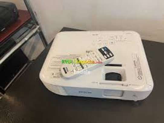S05 Epson projector for hire image 1
