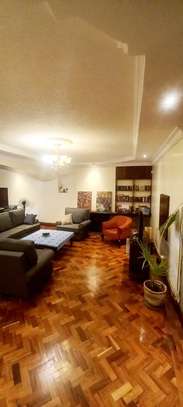 4 Bed House with En Suite in Lavington image 13