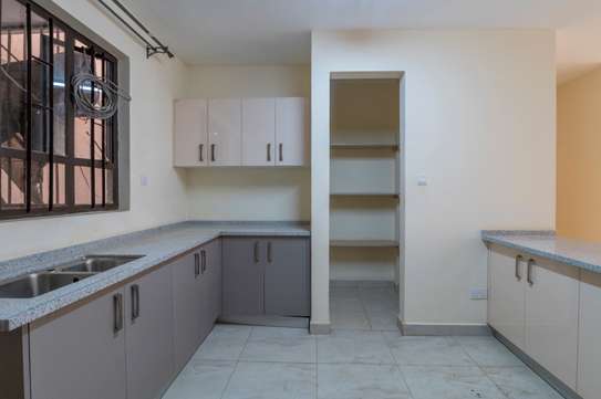 3 Bed Apartment with Backup Generator in Langata image 14