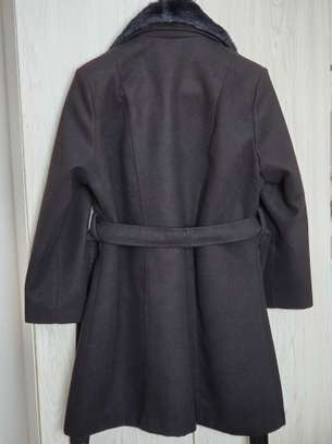 Elegant Women's Coat  Faux Fur Collar image 3