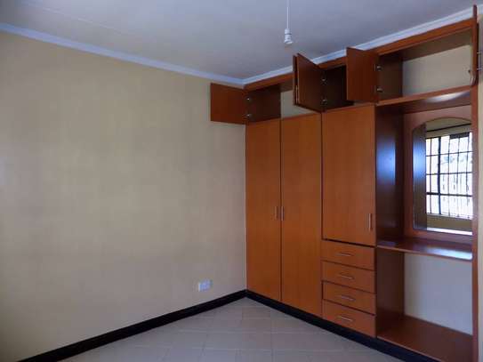 Executive 2  bedroom house  for rent in DONHOLM image 2