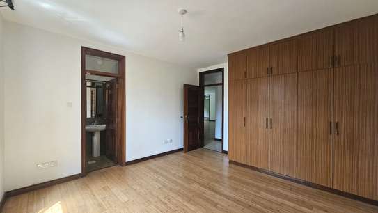 3 Bed Apartment with En Suite at Riverside image 35