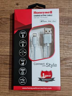 Honeywell Apple Lightning Sync and Charge Non-Braided Cable image 1