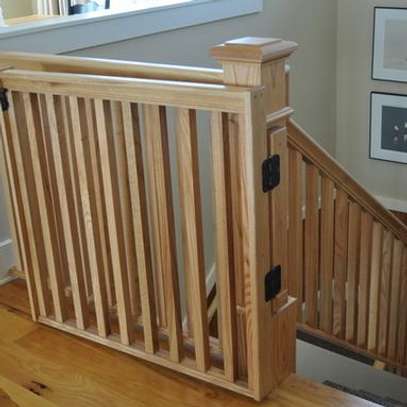 Baby stairs gates image 1