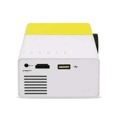 YG 300 Mini Projector image 3