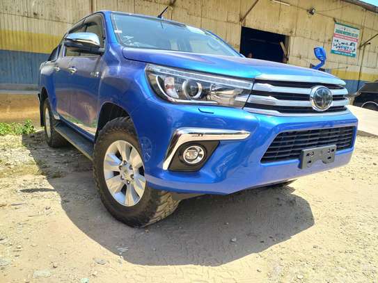 TOYOTA HILUX DOUBLE CUBIN 2018 NEW IMPORT. image 15