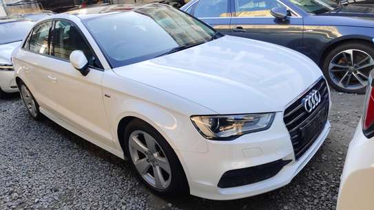 Audi Quattro A3 TFSI Sunroof 2017 image 3