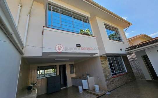 5 Bed House with En Suite at Spring Valley image 20