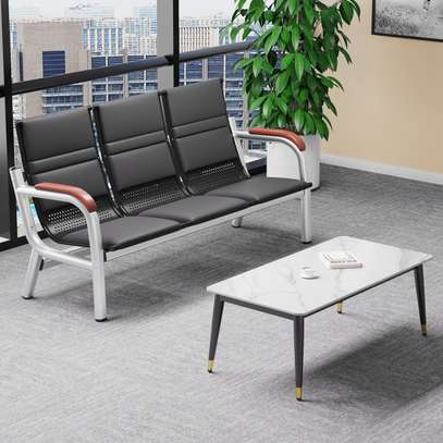 Office Sofa: 5 Seater Reception Office Sofa In Lodwa image 7