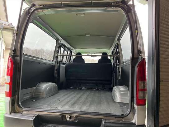 TOYOTA HIACE VAN LONG DX image 8