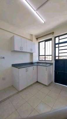 Naivasha Road One bedroom apartment to let image 5