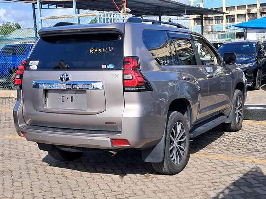 Toyota land Cruiser Prado TX-L 2020 image 12