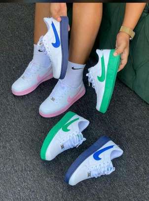 Cute Nike air image 3