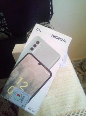 Nokia C31 image 2