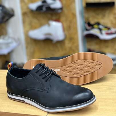 Latest rubber shoes for men clearance