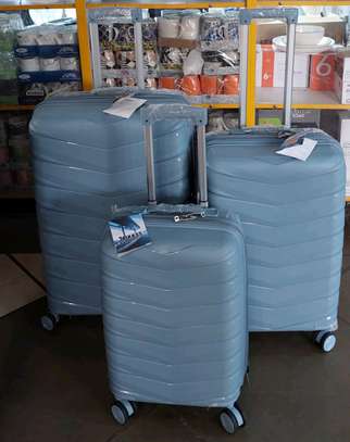 3 in 1 Unbreakable PP Suitcases  double zip image 1