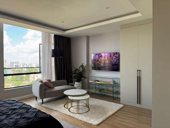 Furnished 2 Bed Apartment with En Suite in Brookside image 9