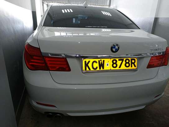 BMW 730I image 6
