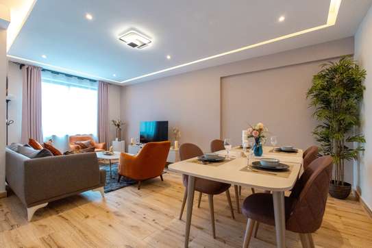 2 Bed Apartment with En Suite in Riverside image 5