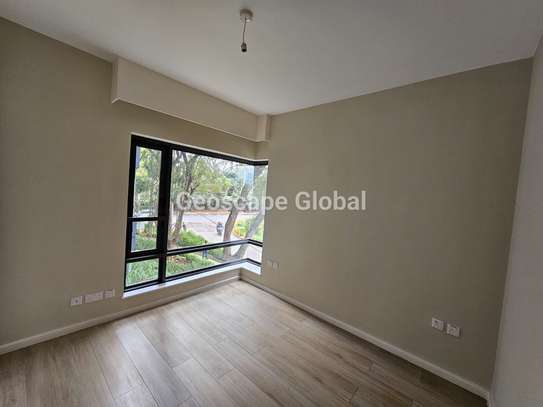 2 Bed Apartment with En Suite in Riverside image 7