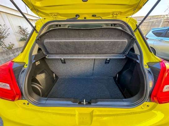 Suzuki swift sport and manual 6 image 5