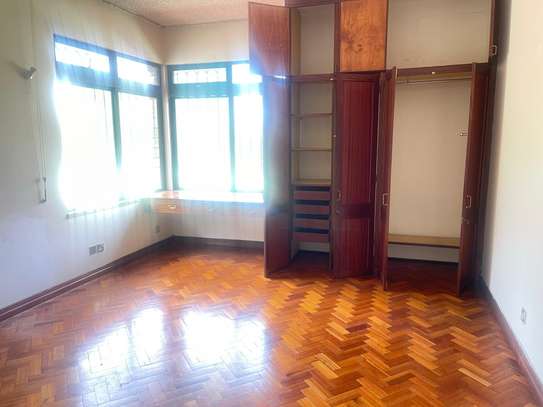 5 Bed House with En Suite in Muthaiga image 19