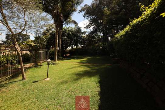 4 Bed House with En Suite at Loresho image 12