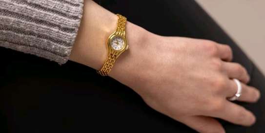 Womens minimalist wrist watch image 1