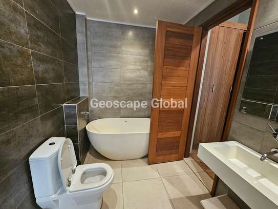 Furnished 3 Bed Apartment with En Suite in Kileleshwa image 6