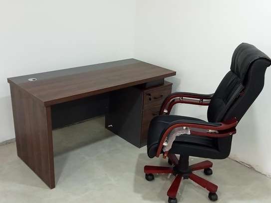 1.4M Rectangular Executive Office Working Desk with Drawers image 1